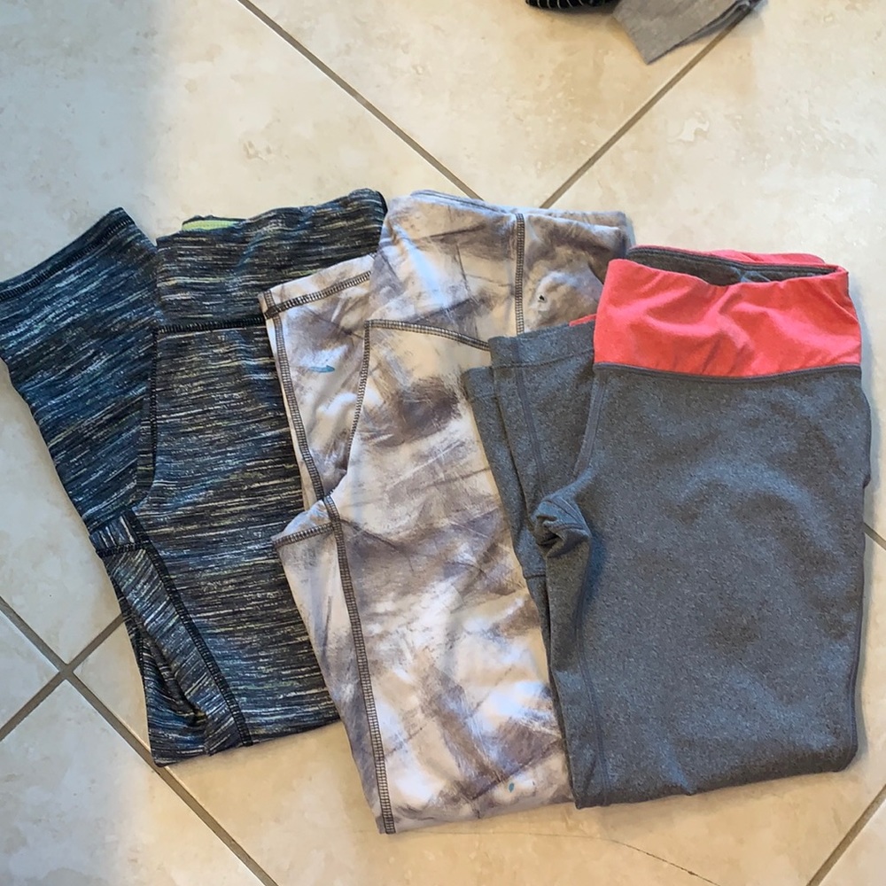 3 pair of leggings